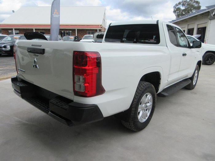 2026 Mitsubishi Triton GLX+ MV MY26 4X4 Dual Range