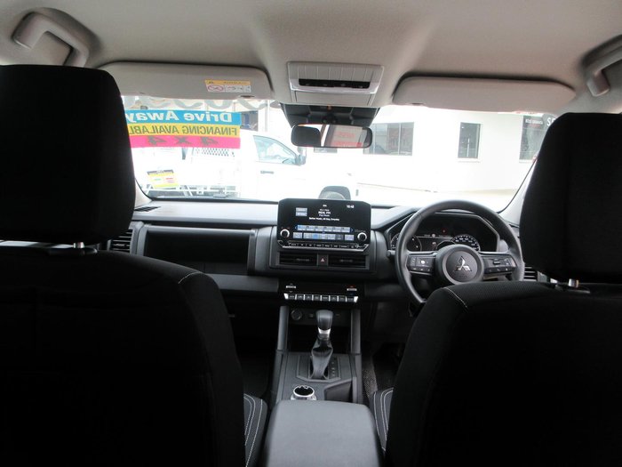 2026 Mitsubishi Triton GLX+