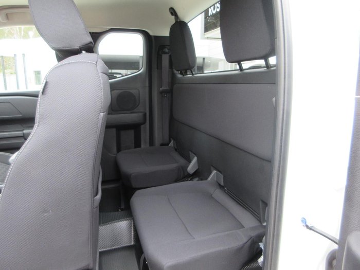 2026 Mitsubishi Triton GLX+