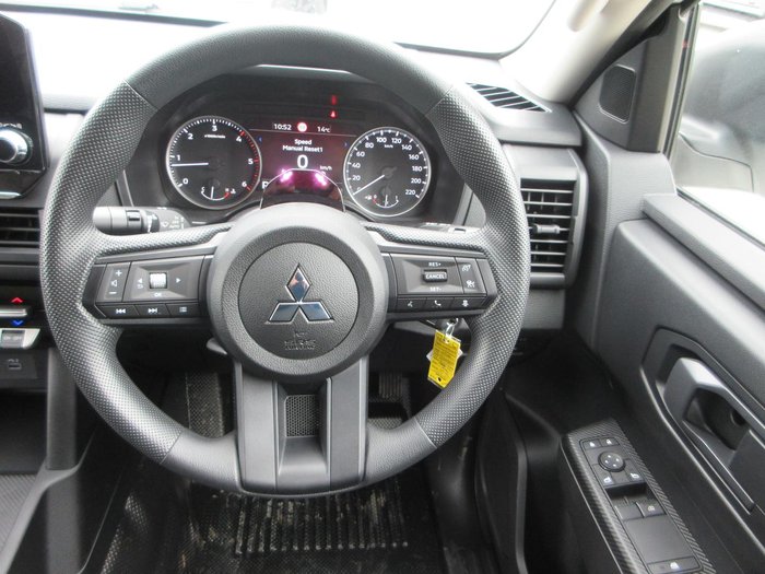 2026 Mitsubishi Triton GLX+