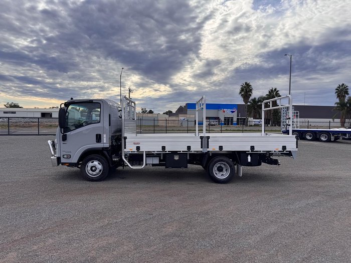 2025 Isuzu N Series NPR 45/55-155 Tradepack