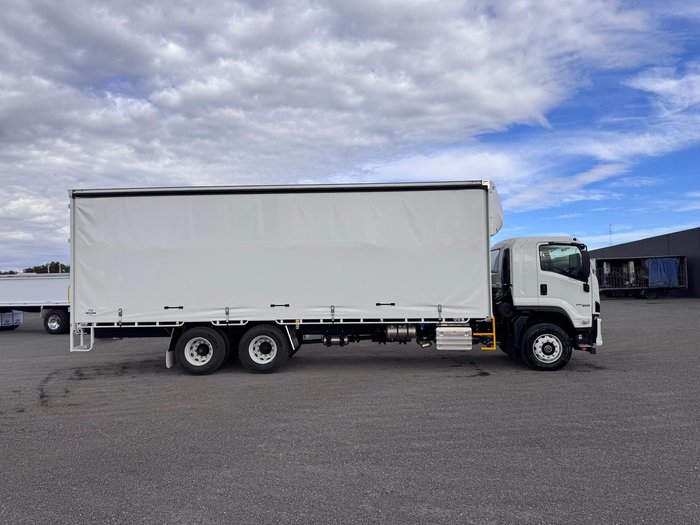 2025 Isuzu F Series FVL 260-300 AT R67
