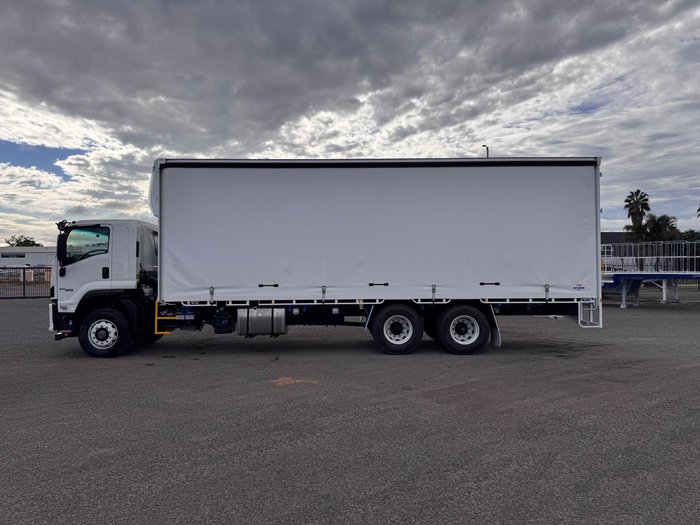2025 Isuzu F Series FVL 260-300 AT R67