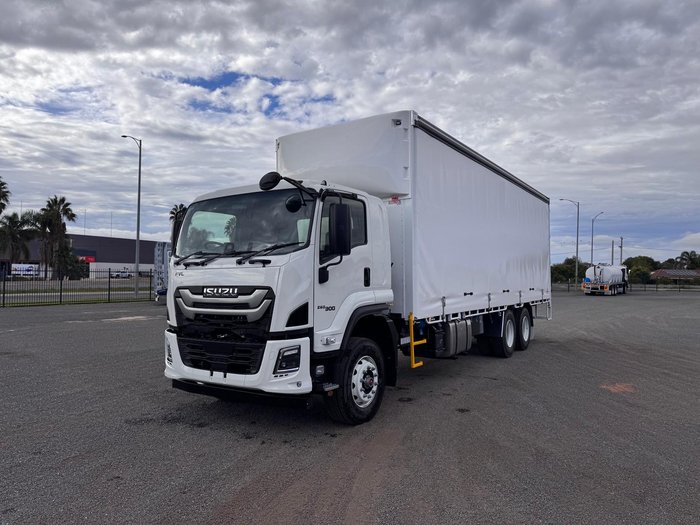 2025 Isuzu F Series