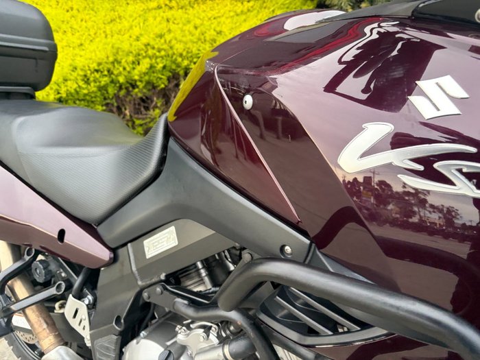 2010 Suzuki DL1000 V-STROM Maroon