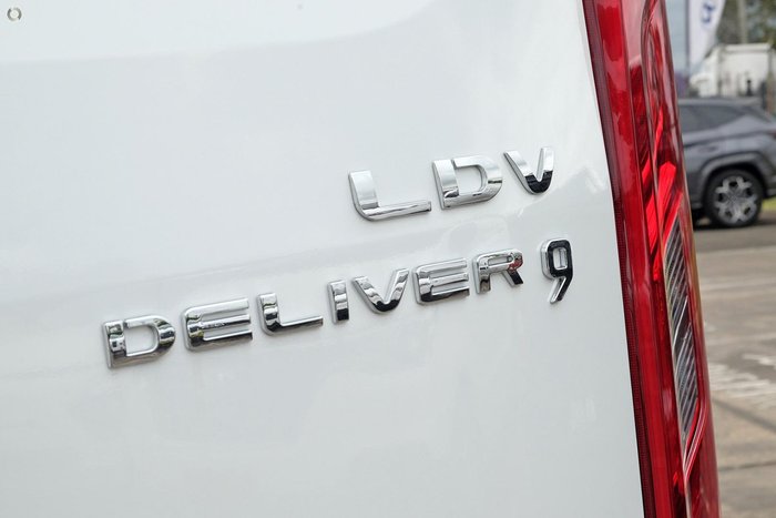 2024 LDV Deliver 9 LWB Mid Roof MY24 Blanc White