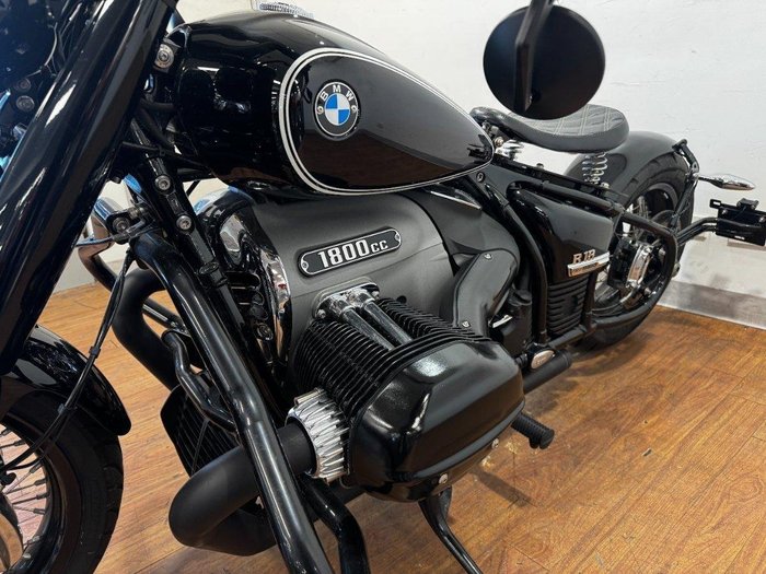 2021 BMW Motorrad R 18 Black
