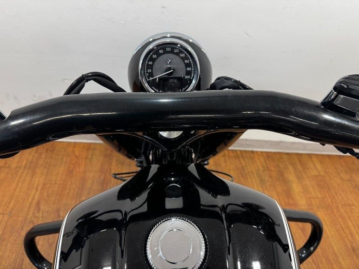 2021 BMW Motorrad R 18 Black