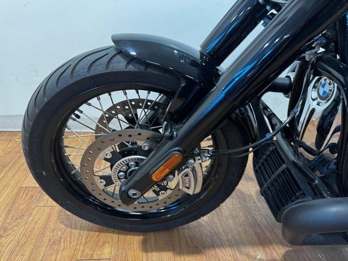 2021 BMW Motorrad R 18 Black