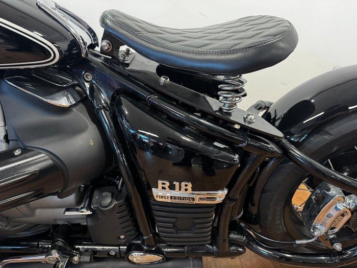 2021 BMW Motorrad R 18 Black