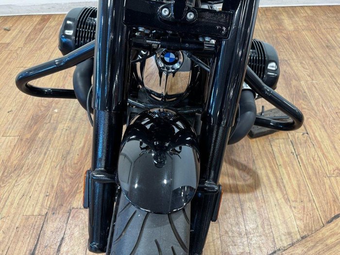 2021 BMW Motorrad R 18 Black