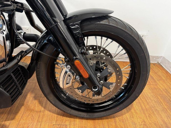 2021 BMW Motorrad R 18 Black
