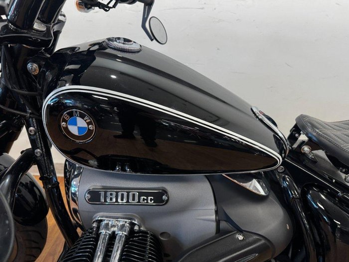 2021 BMW Motorrad R 18 Black