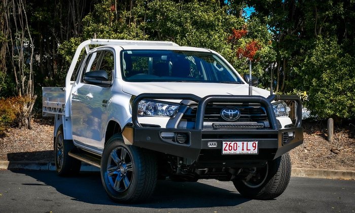 2023 Toyota Hilux SR