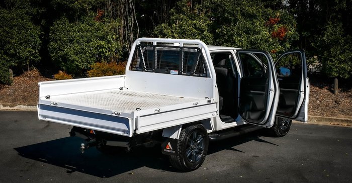 2023 Toyota Hilux SR
