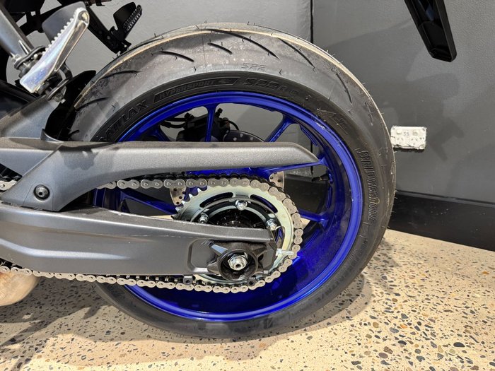 2024 Yamaha 2024 Yamaha 660CC YZF66 R7 BLUE