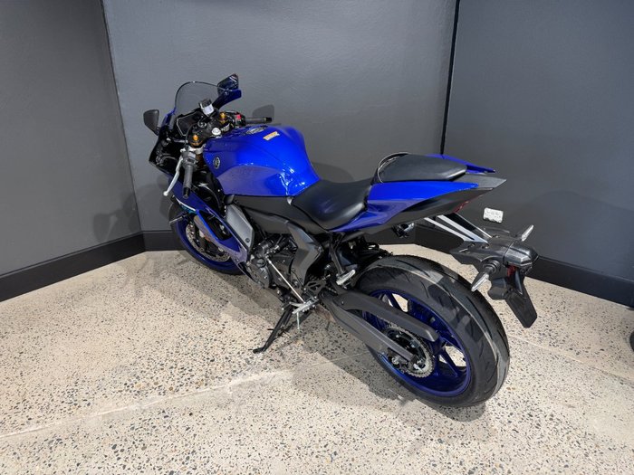 2024 Yamaha 2024 Yamaha 660CC YZF66 R7 BLUE
