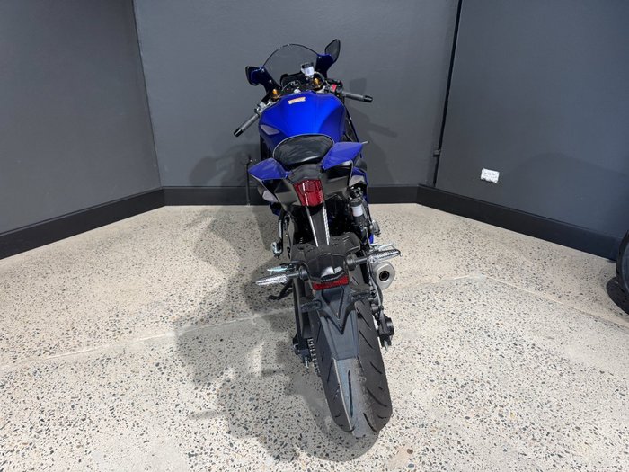 2024 Yamaha 2024 Yamaha 660CC YZF66 R7 BLUE