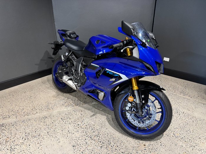2024 Yamaha 2024 Yamaha 660CC YZF66 R7 BLUE