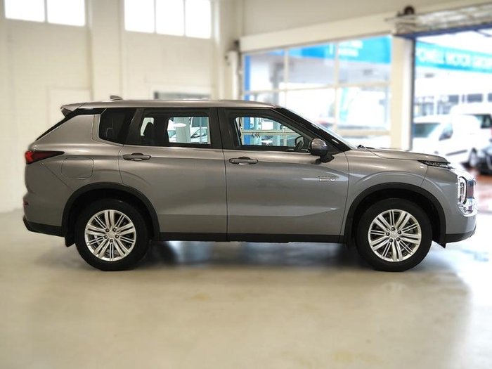2022 Mitsubishi Outlander PHEV ES