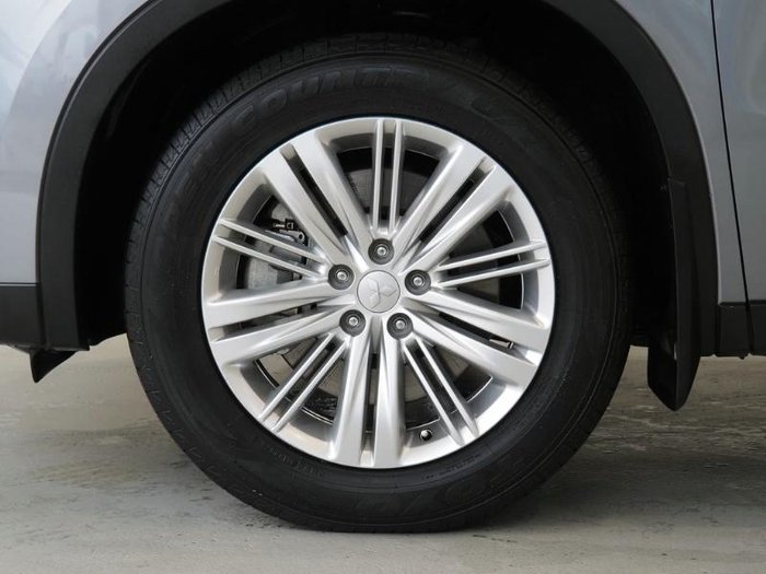 2022 Mitsubishi Outlander PHEV ES