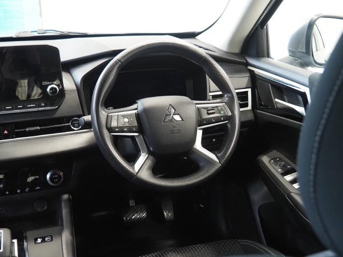 2022 Mitsubishi Outlander PHEV ES