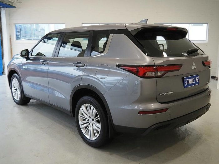 2022 Mitsubishi Outlander PHEV ES