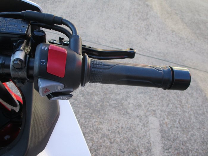 2014 Honda CBR500R (ABS) RED