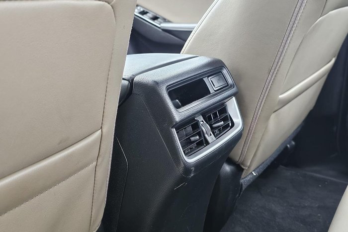 2023 Mazda BT-50 SP
