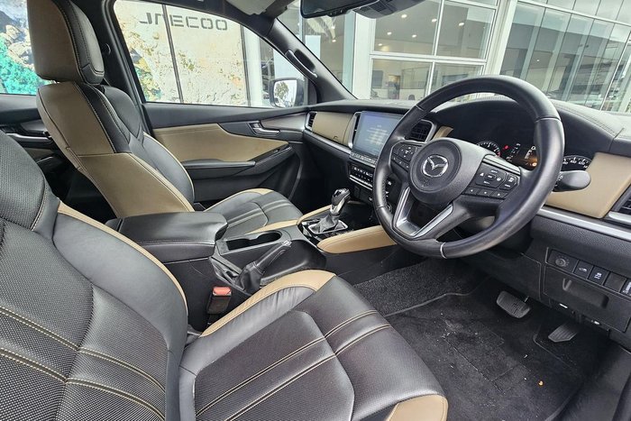 2023 Mazda BT-50 SP