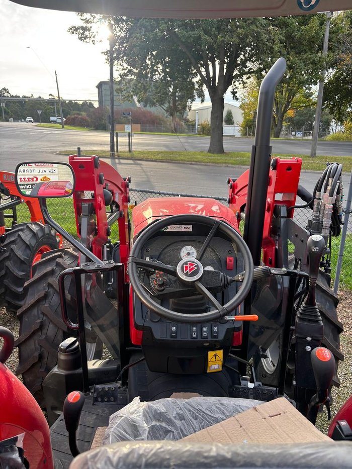 0 Massey Ferguson 4707 4Wd Platform Essential 74 Hp Fel RED