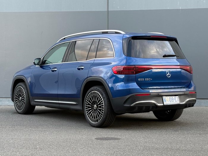 2025 Mercedes-Benz EQB 250+