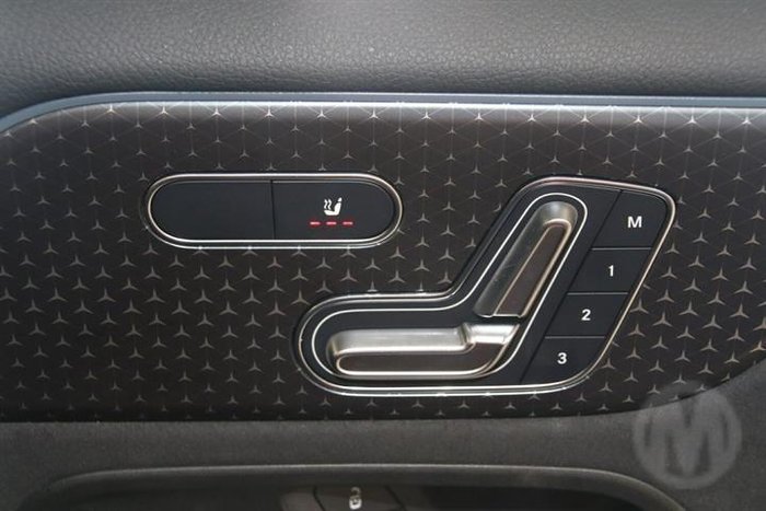 2025 Mercedes-Benz EQB 250+