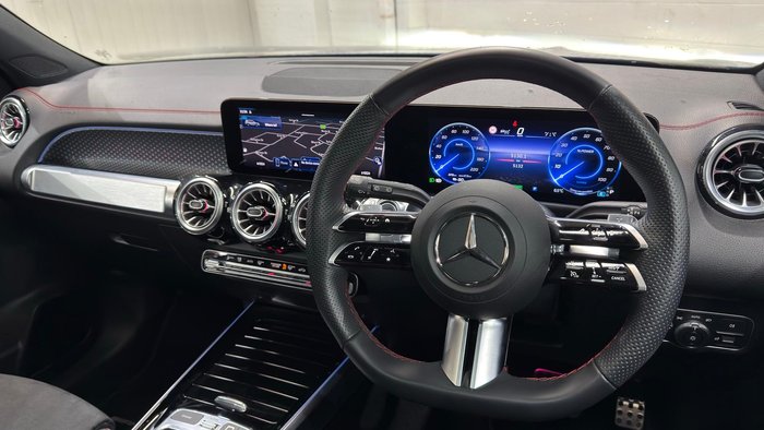 2025 Mercedes-Benz EQB 250+