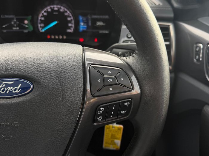 2017 Ford Everest Titanium