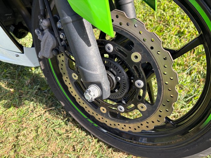 2022 Kawasaki NINJA 400 KRT INSPIRED CG Green