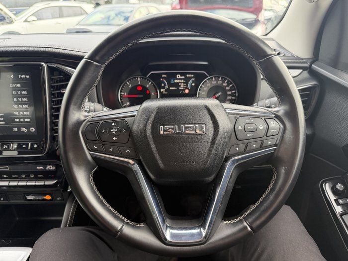 2023 Isuzu MU-X