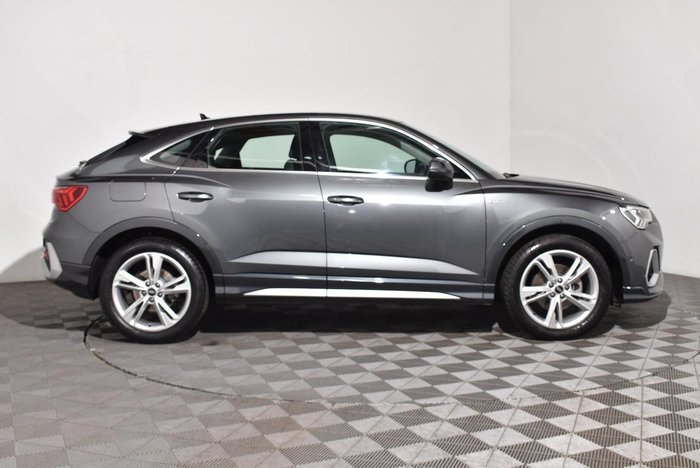 2022 Audi Q3 35 TFSI S line
