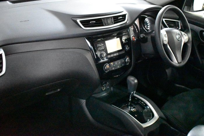 2016 Nissan X-TRAIL ST