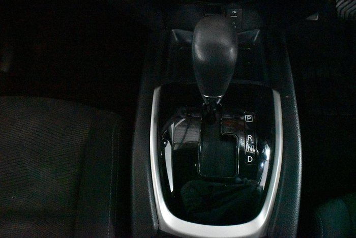 2016 Nissan X-TRAIL ST