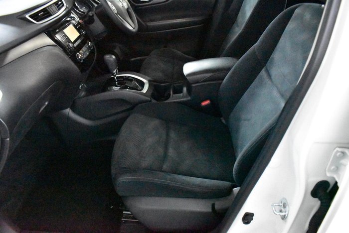 2016 Nissan X-TRAIL ST