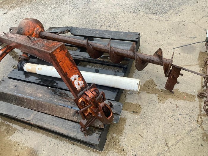 Gallagher Post Hole Digger