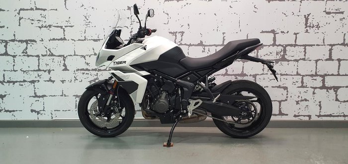 2026 Triumph Tiger Sport 660 Tiger White