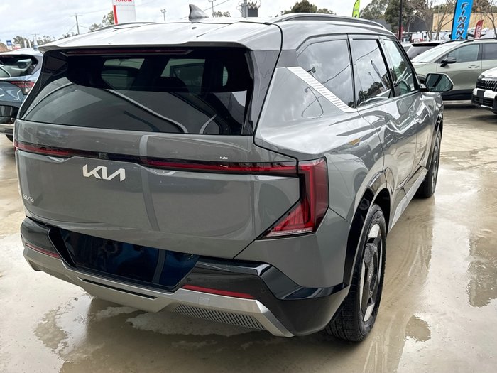 2026 Kia EV5 Earth