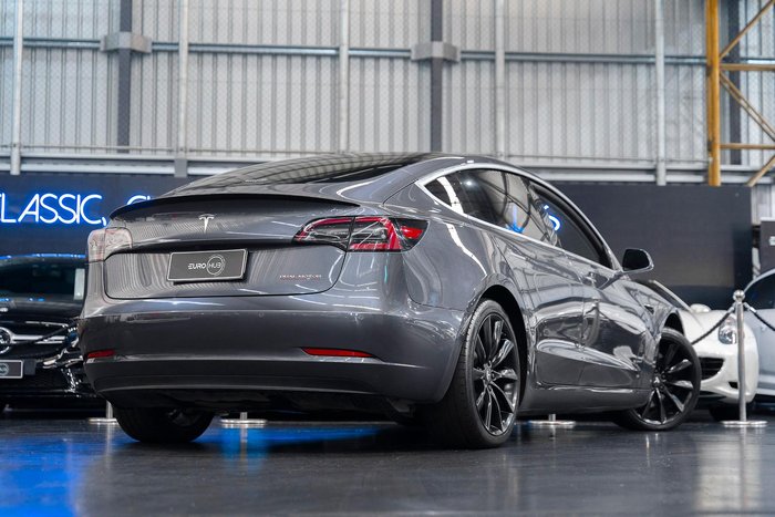 2020 Tesla Model 3 Performance