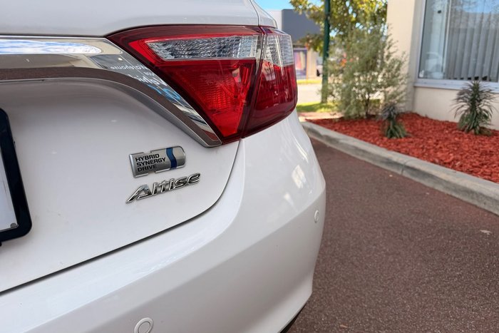 2016 Toyota Camry Altise