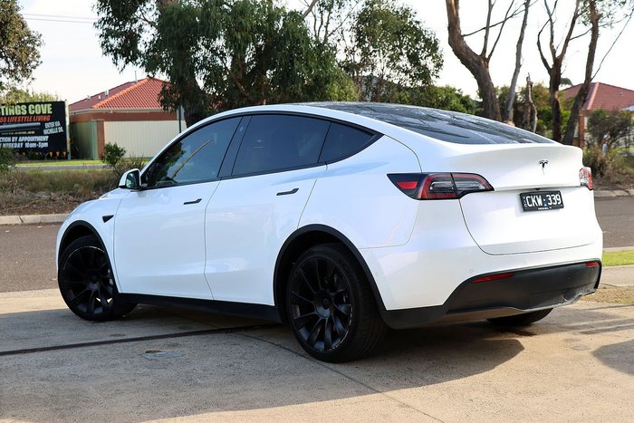 2023 Tesla Model Y Rear-Wheel Drive