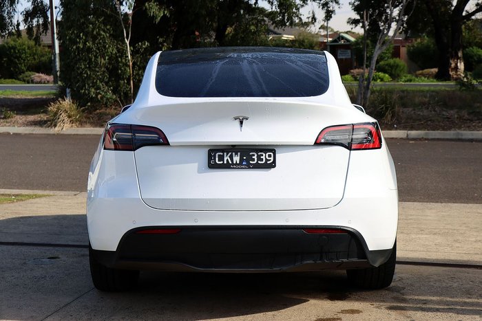 2023 Tesla Model Y Rear-Wheel Drive
