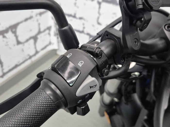 2025 Honda CMX500 CMX Black