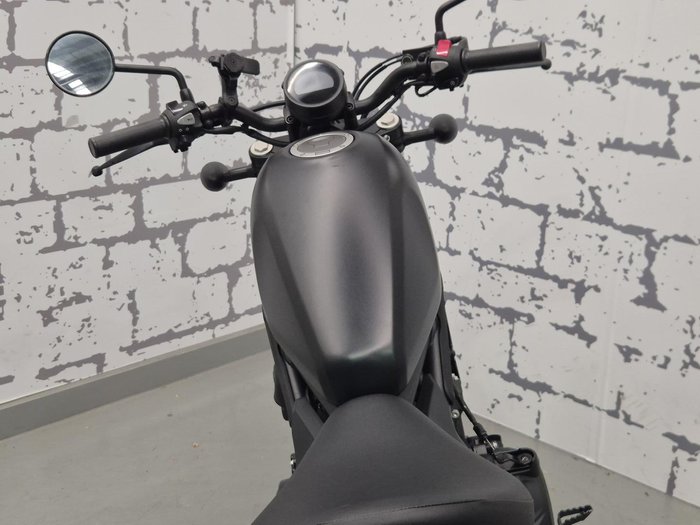 2025 Honda CMX500 CMX Black